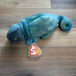 Vintage (1997) TY Beanie Baby “Rainbow” the Tie-Dye Chameleon w/Tag 9”